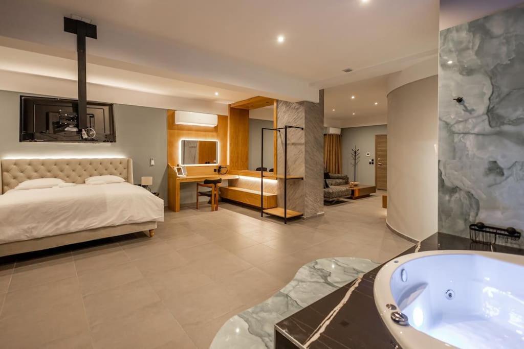 Smaragdi Luxury Jacuzzi Apartment Noho Premium Living Atenas Exterior foto