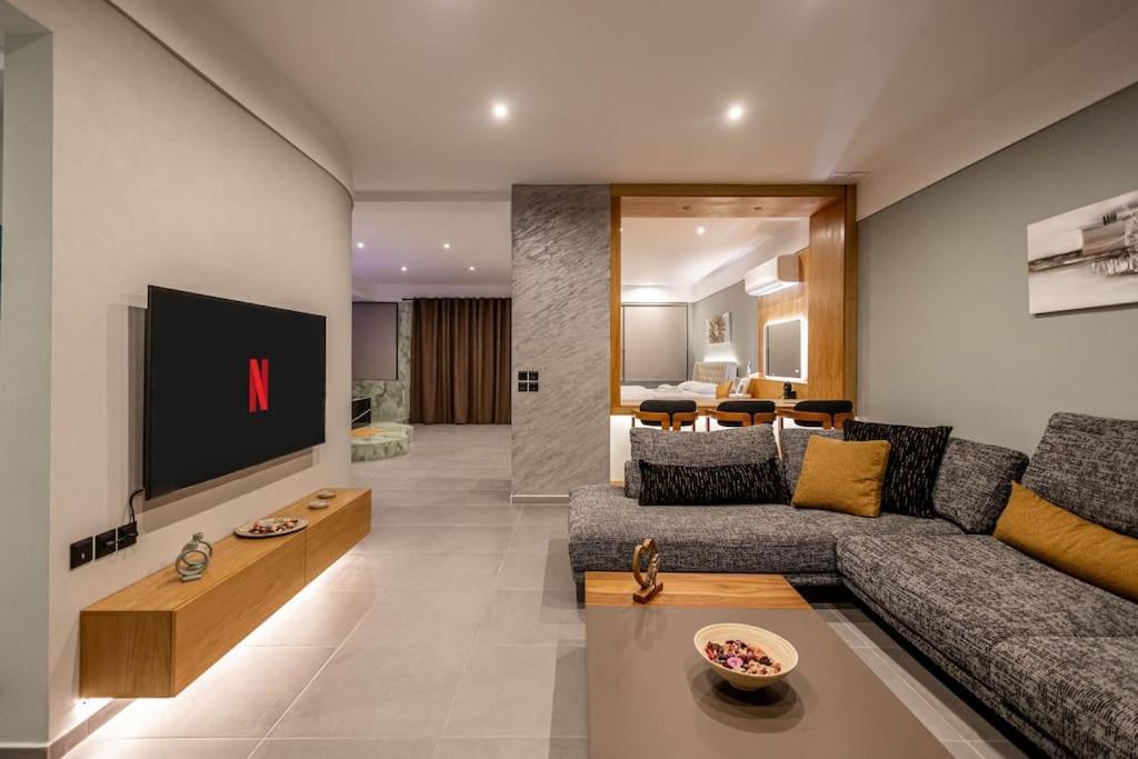 Smaragdi Luxury Jacuzzi Apartment Noho Premium Living Atenas Exterior foto