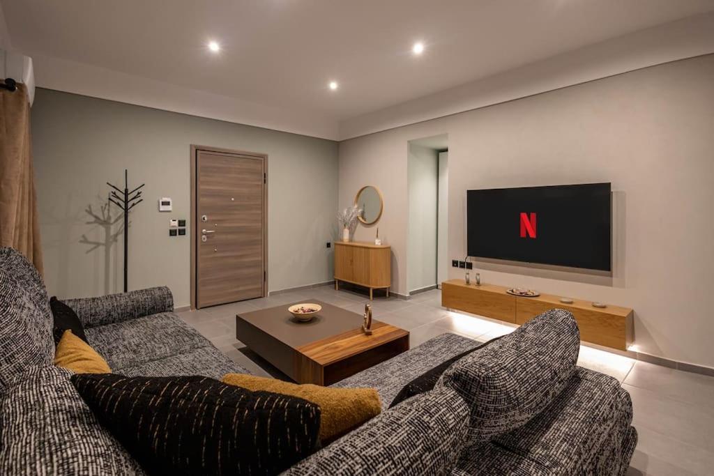 Smaragdi Luxury Jacuzzi Apartment Noho Premium Living Atenas Exterior foto