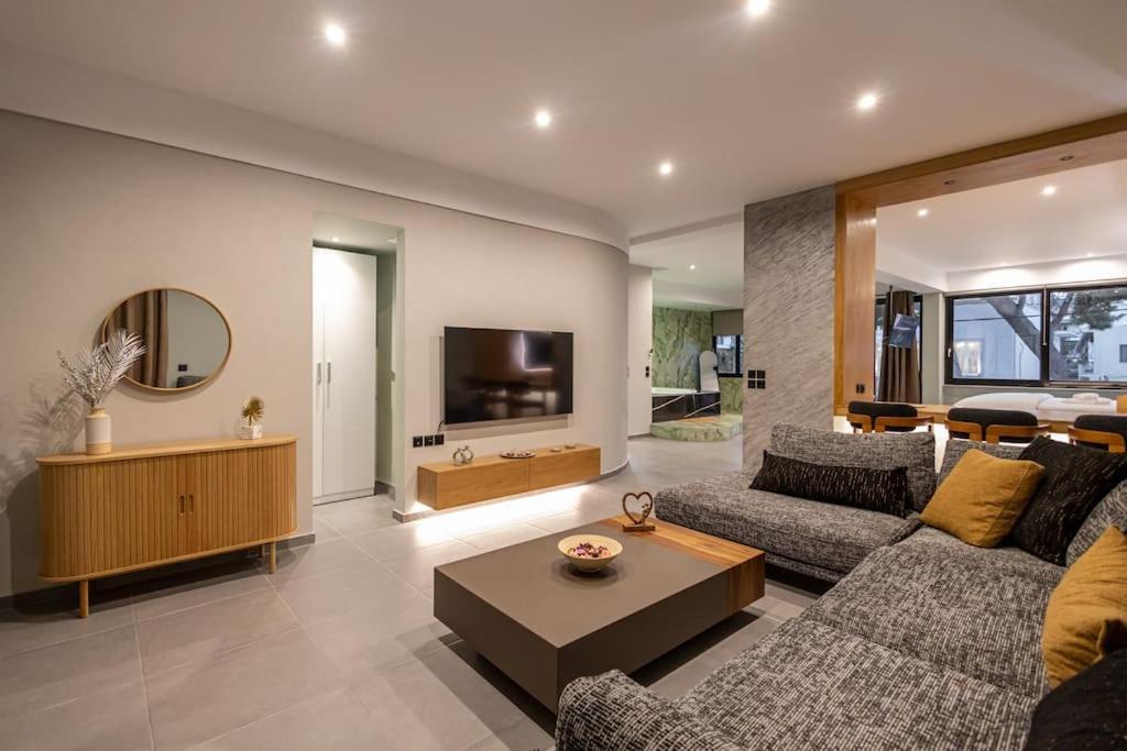 Smaragdi Luxury Jacuzzi Apartment Noho Premium Living Atenas Exterior foto